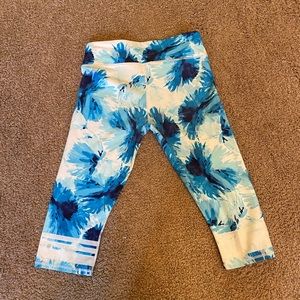 Fabletics Capri leggings